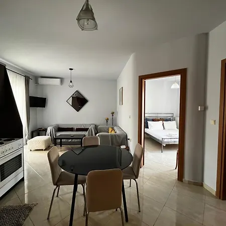 Comfortable Near The * Nea Moudania