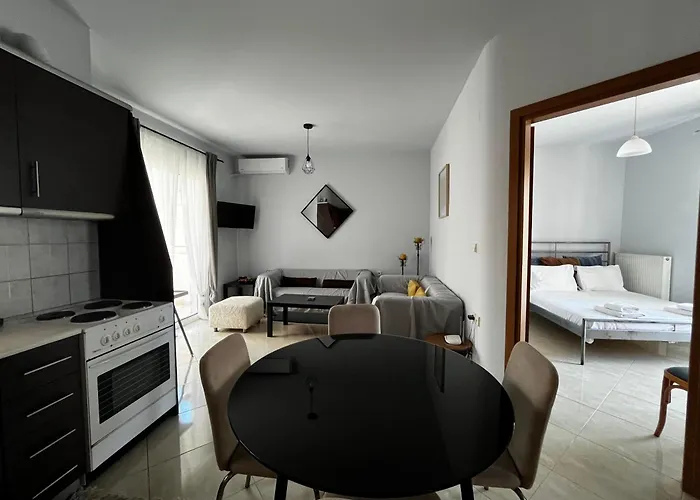 Daire Comfortable Near The *